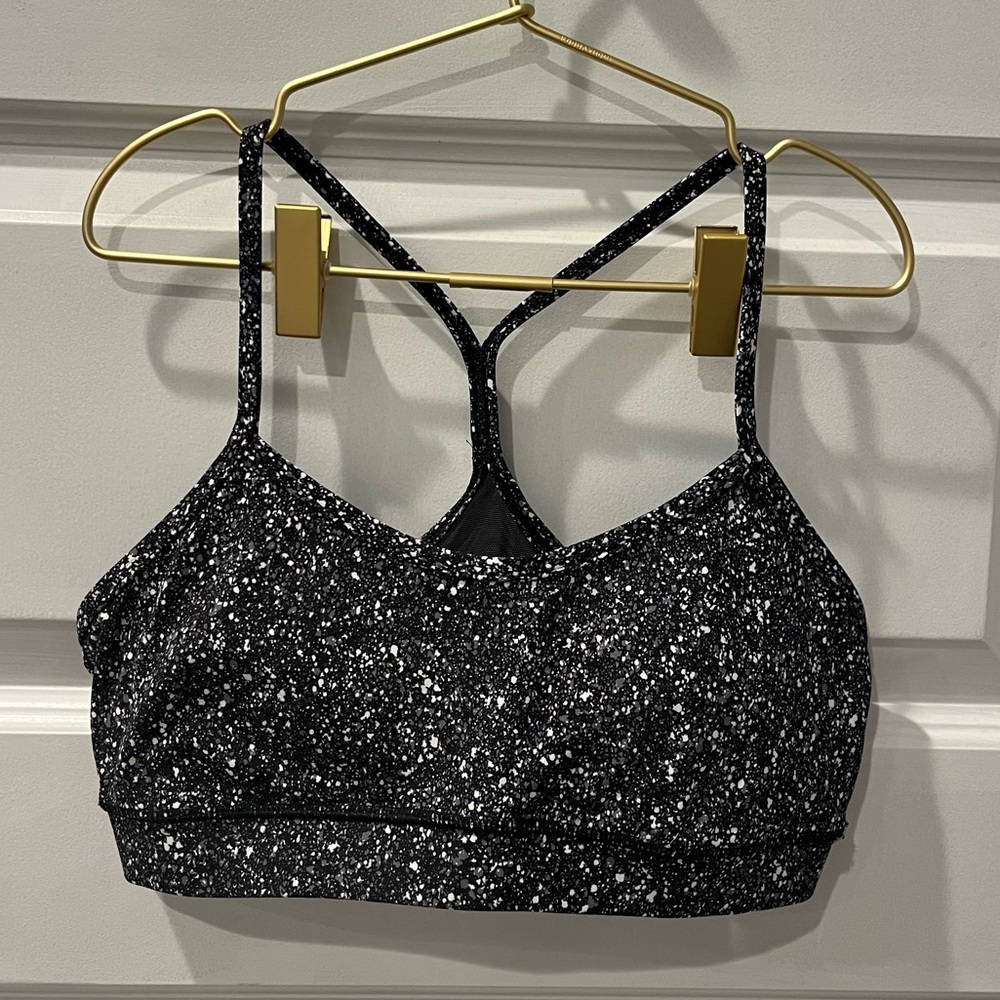 Lululemon Y back sports bra. Size 6